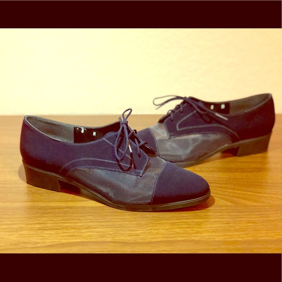 Shoes - Women’s size 8 Vintage Oxford